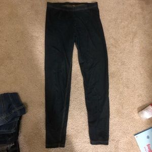 Super soft denim design leggings.